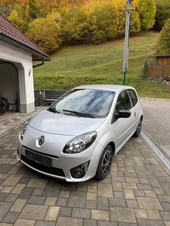 Renault Twingo 2011 photo 2