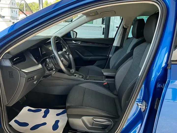 Skoda Octavia 2023 photo 3