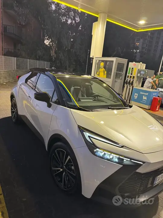 Toyota C-Hr 2024 photo 3