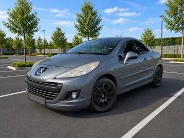 Peugeot 207 2011 photo 3