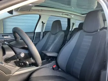 Peugeot 308 2016 photo 3