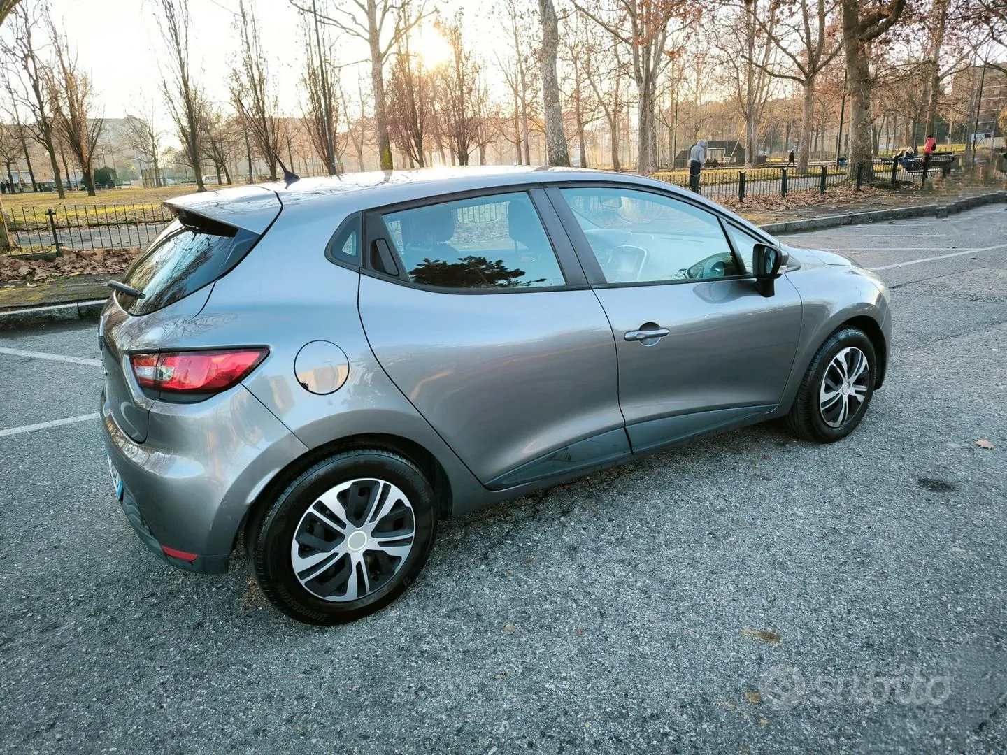 Renault Clio 2015 photo 2