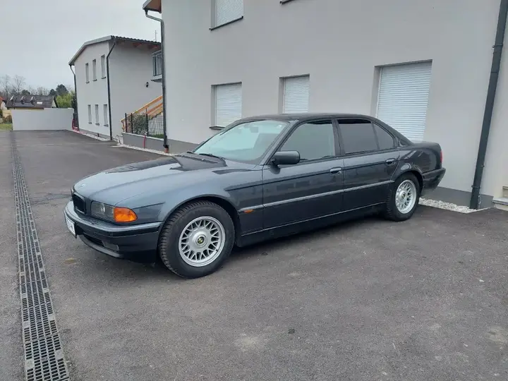 BMW 7 Series 1998 photo 2