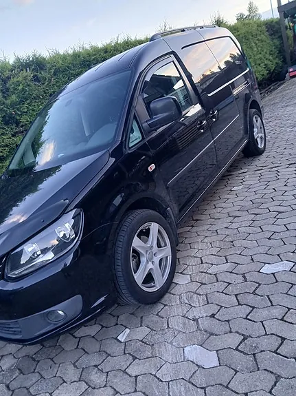 Volkswagen Caddy Maxi 2011 photo 2
