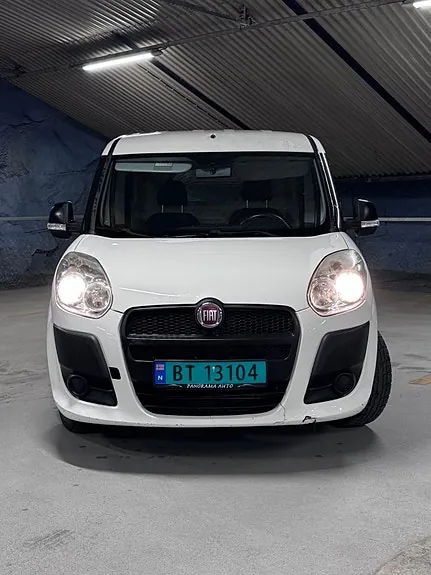 Fiat Doblo 2011 photo 2