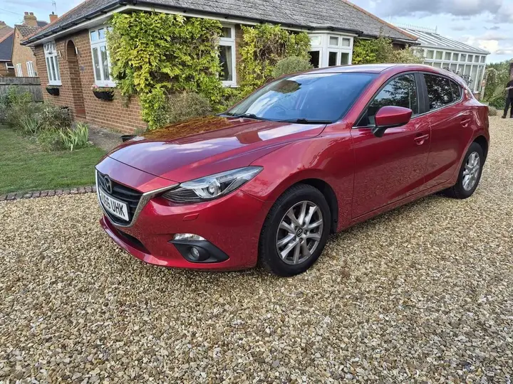 Mazda Mazda3 2016 photo 3