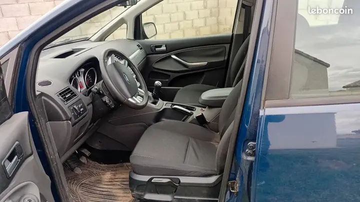 Ford C-Max 2010 photo 3