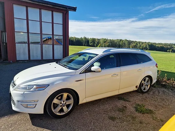 Ford Mondeo 2012 photo 2