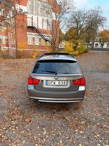 BMW 320D 2011 photo 3