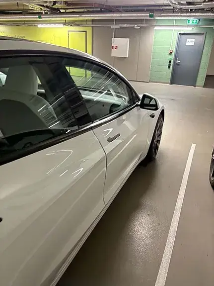 Tesla Model 3 2025 photo 4