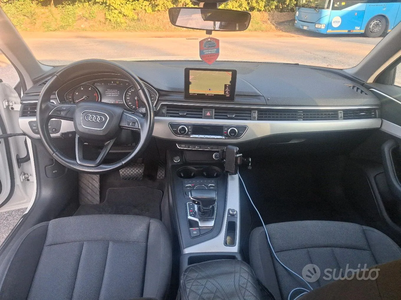 Audi A4 2019 photo 4