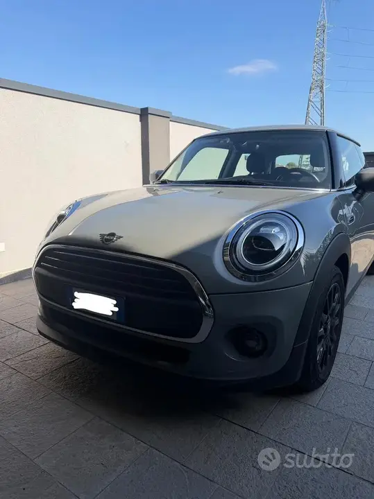 Mini One 2020 photo 3