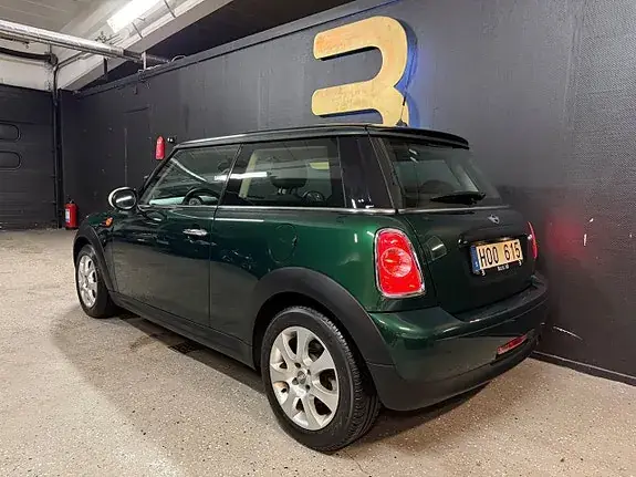 Mini One 2012 photo 3