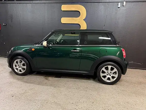 Mini One 2012 photo 2