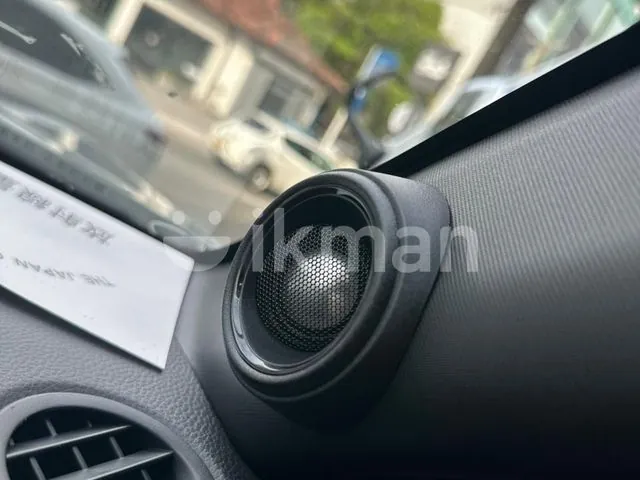 Honda Vezel 2025 photo 5