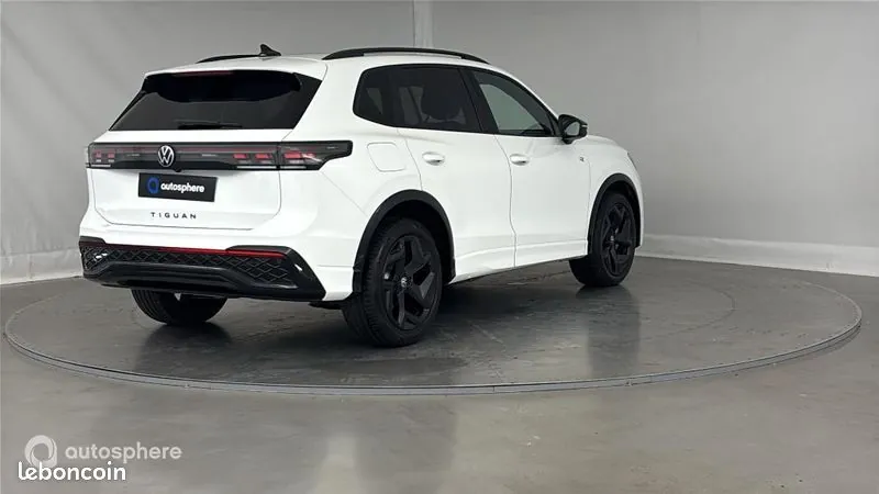 Volkswagen Tiguan 2024 photo 5