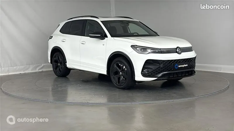 Volkswagen Tiguan 2024 photo 3