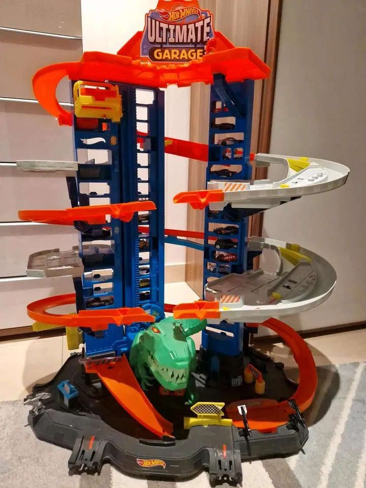 Hot Wheels Ultimate Garage