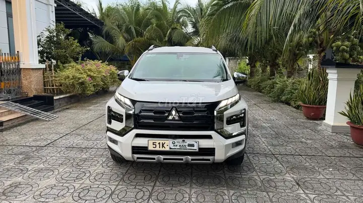 Mitsubishi Xpander Cross