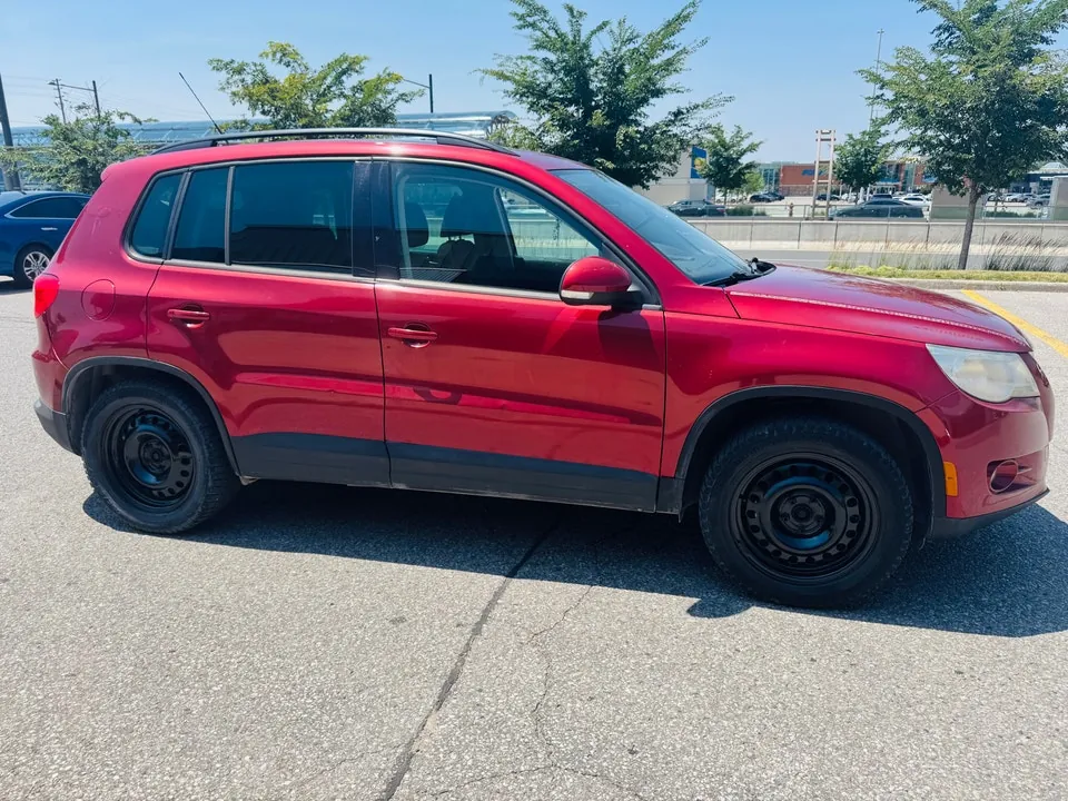 Volkswagen Tiguan 2009 photo 2