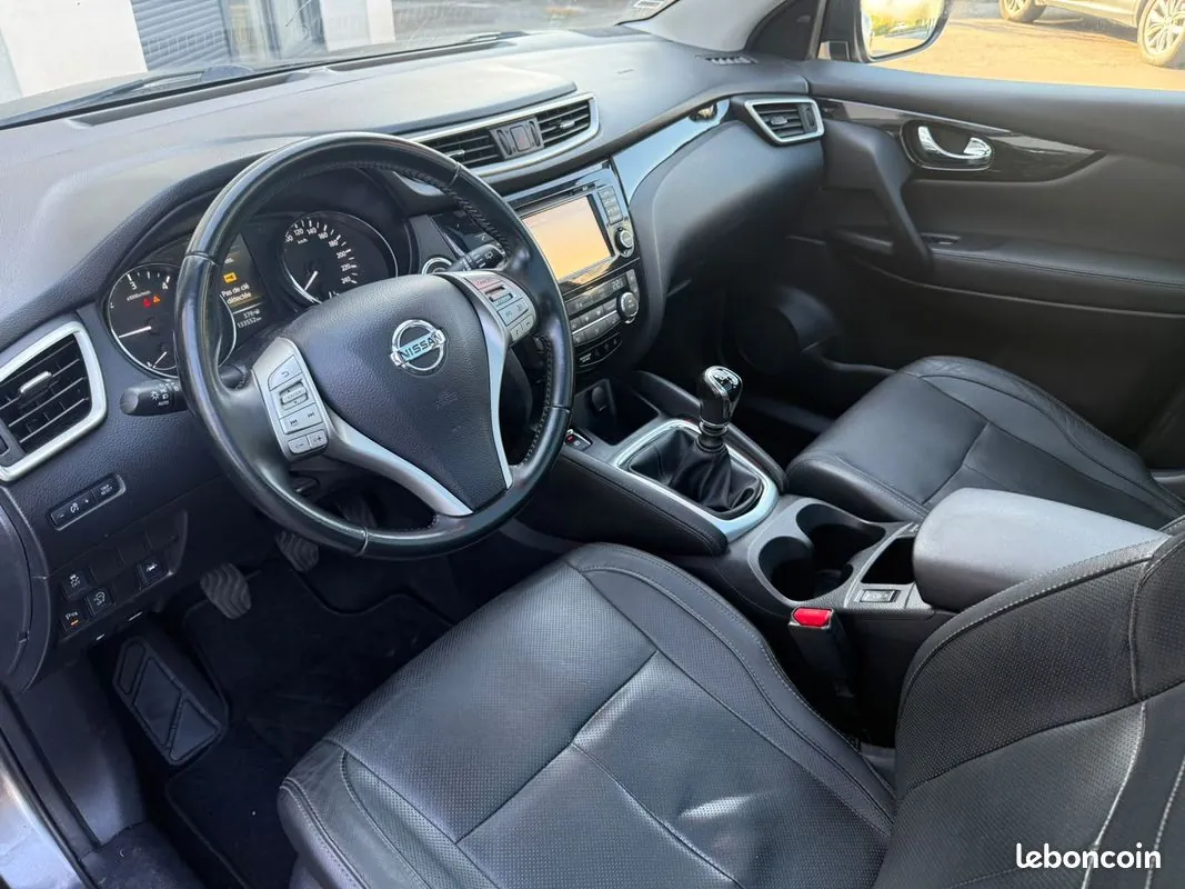 Nissan Qashqai 2015 photo 5