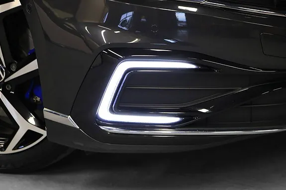 Volkswagen Passat 2021 photo 5