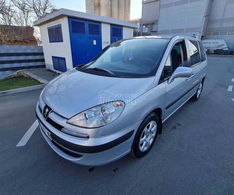 Peugeot 807