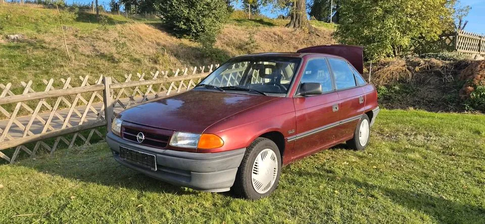 Opel Astra F
