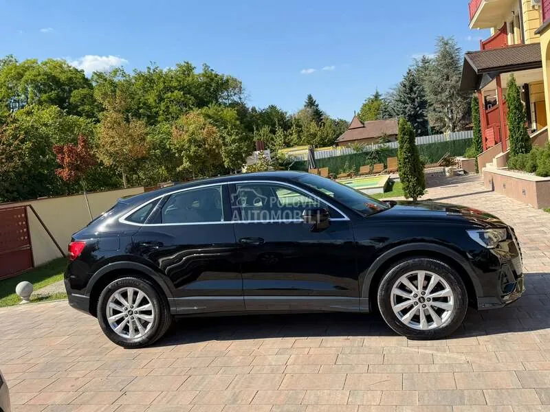 Audi Q3 2022 photo 5