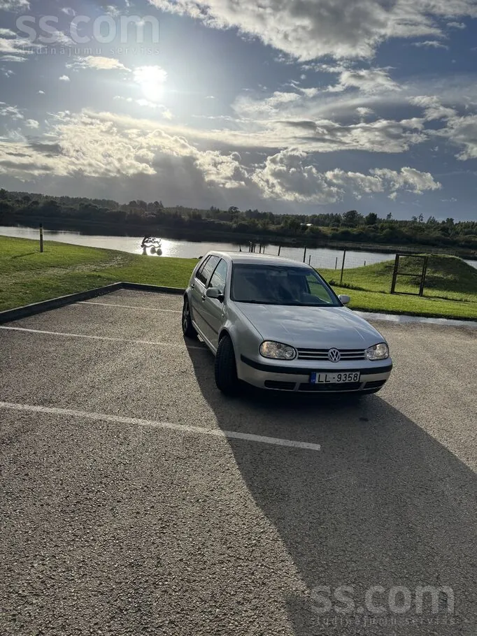 Volkswagen Golf 4