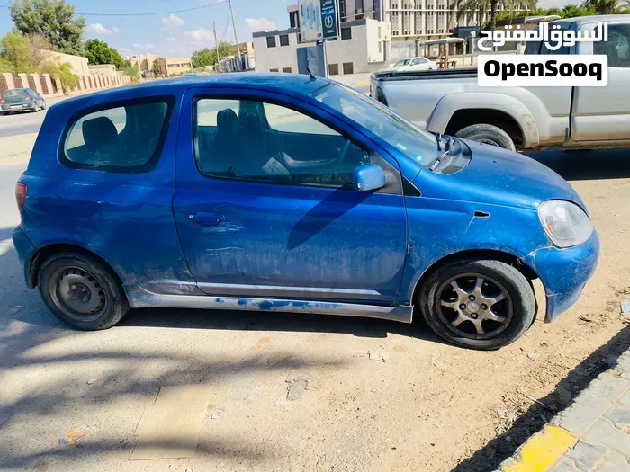 Toyota Yaris 2004 photo 3