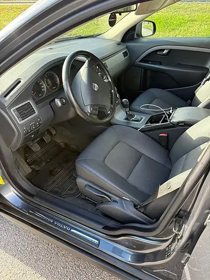 Volvo V70 2008 photo 5