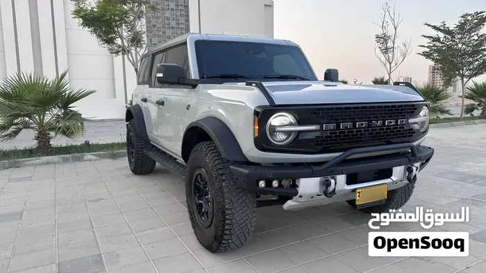 Ford Bronco 2024 photo 2