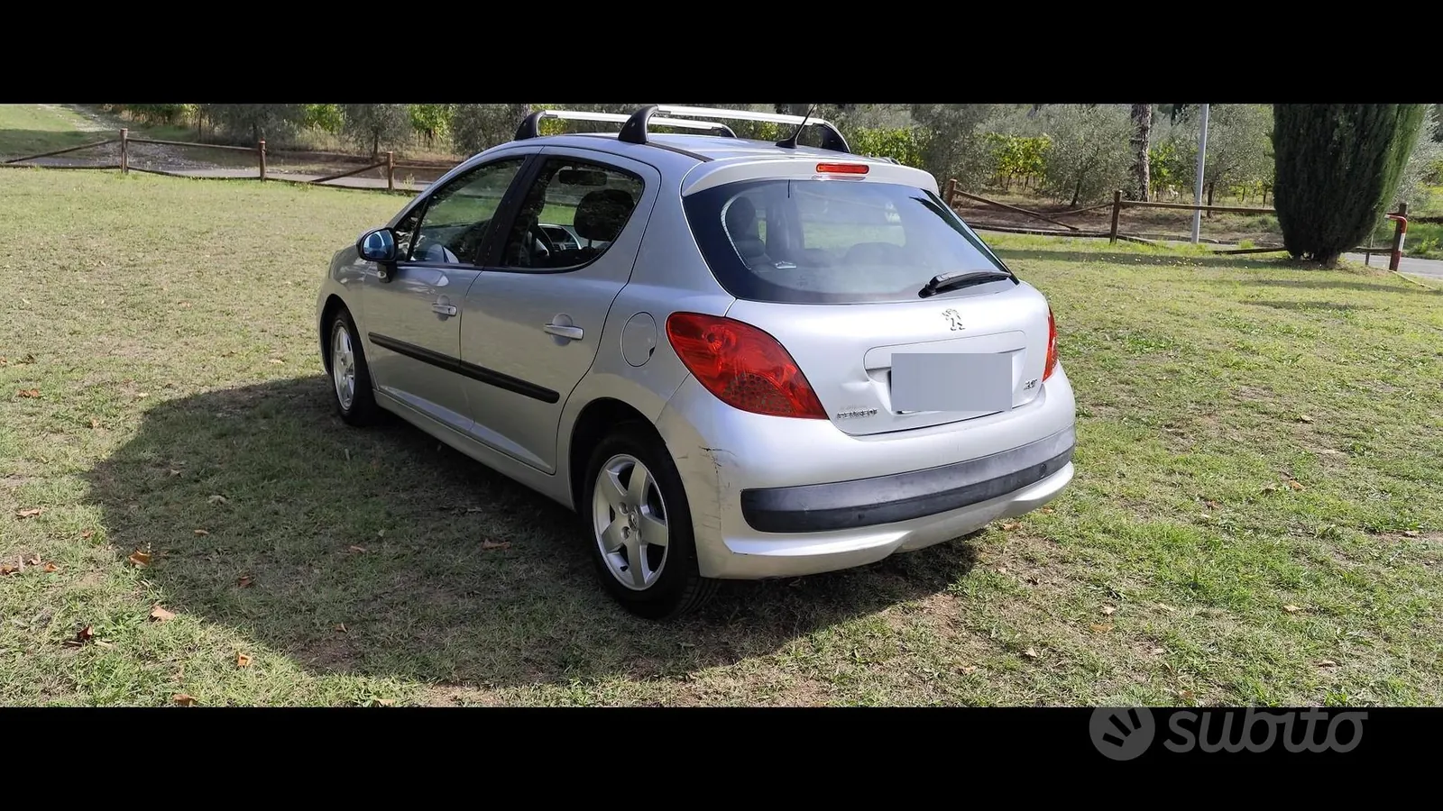 Peugeot 207 2006 photo 2