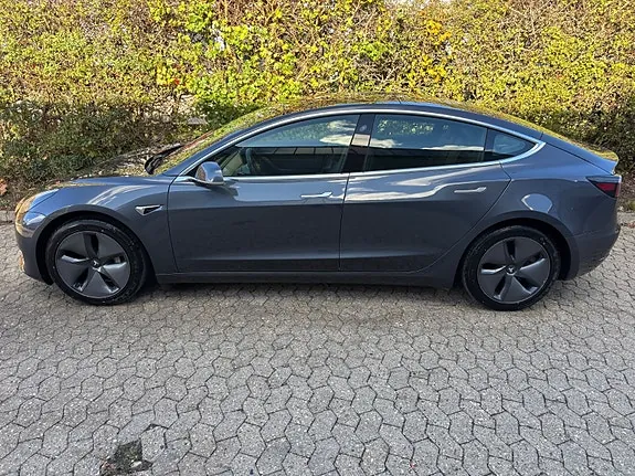 Tesla Model 3 2019 photo 2