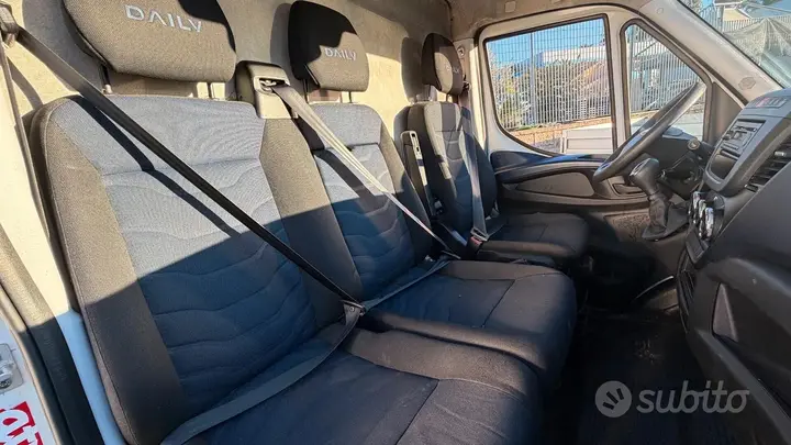 Iveco Daily 2018 photo 4