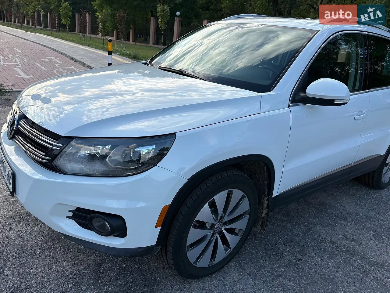Volkswagen Tiguan 2015 photo 2