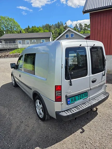 Opel Combo 2010 photo 4