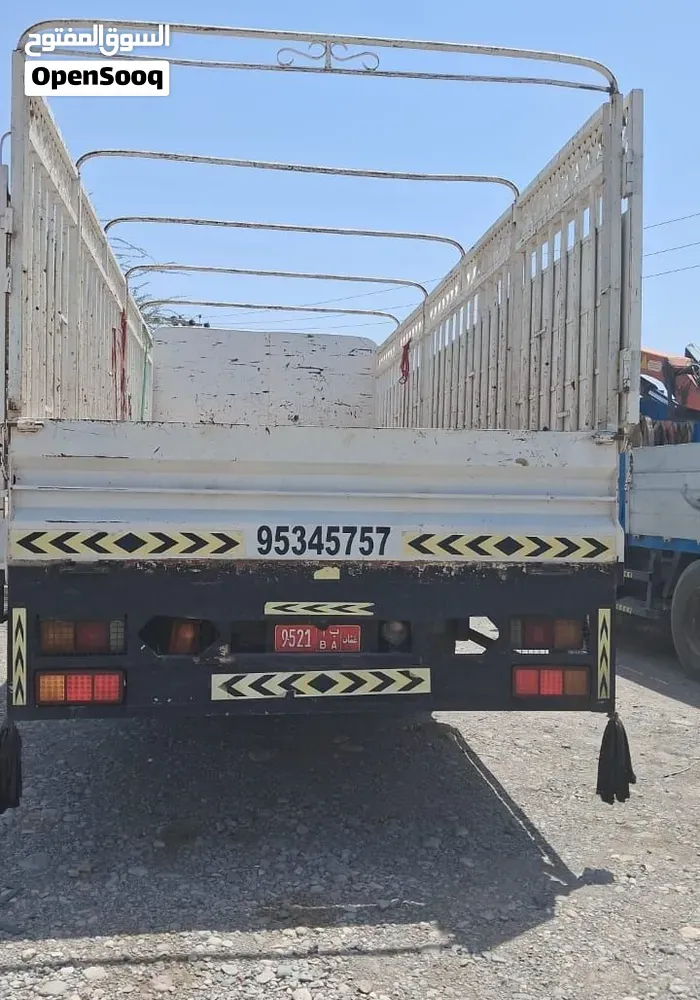 Mitsubishi Canter 2012 photo 4