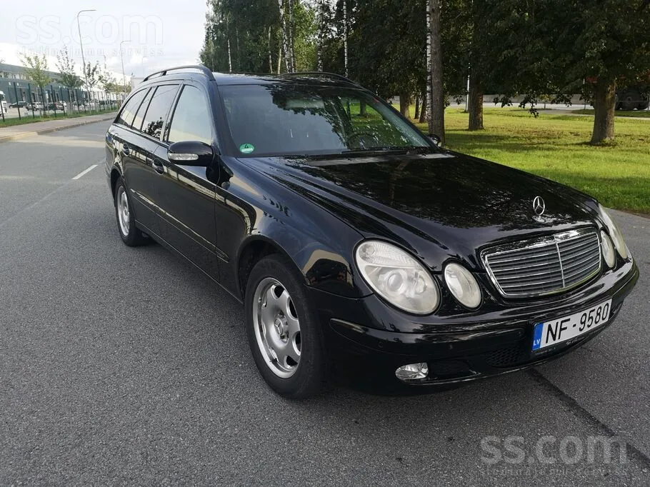Mercedes-Benz E200 2003 photo 3