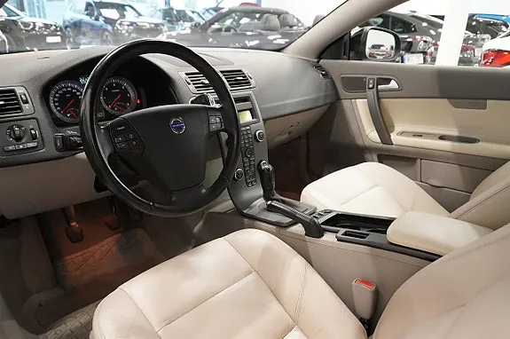 Volvo C70 2011 photo 3
