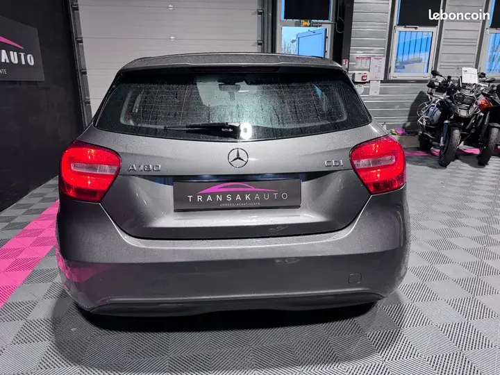 Mercedes-Benz A-Class 2013 photo 4