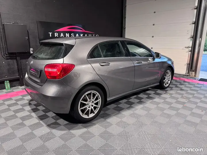 Mercedes-Benz A-Class 2013 photo 3