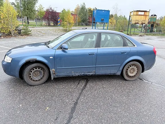 Audi A4 2005 photo 2