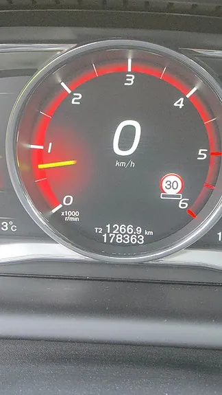 Volvo Xc60 2017 photo 4