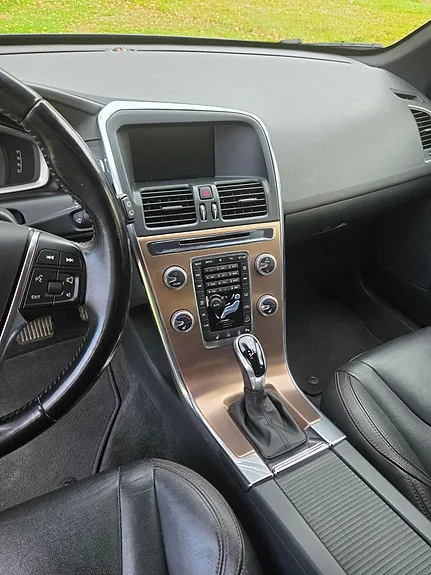 Volvo Xc60 2017 photo 3