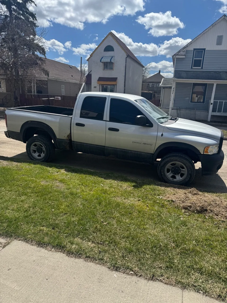 Dodge Ram 1500 2004 photo 3