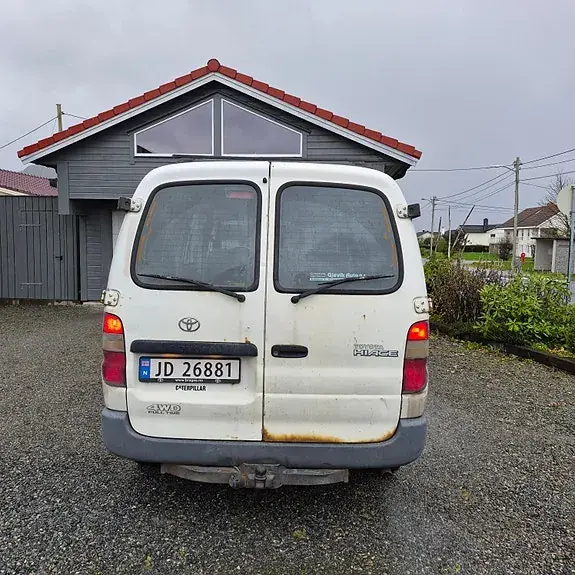 Toyota Hiace 2001 photo 5