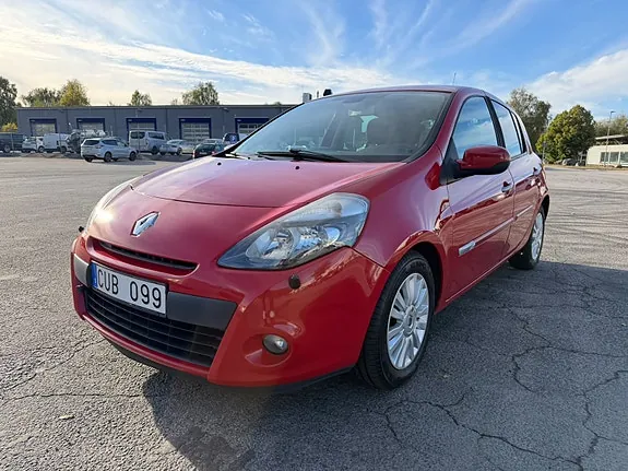 Renault Clio 2011 photo 2