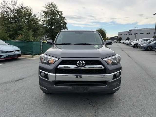 Toyota 4Runner 2017 photo 2